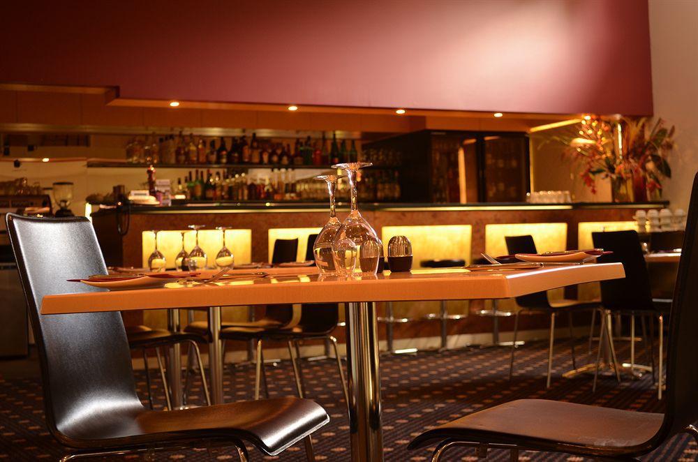 Red Bridge Motor Inn Woombye Dış mekan fotoğraf