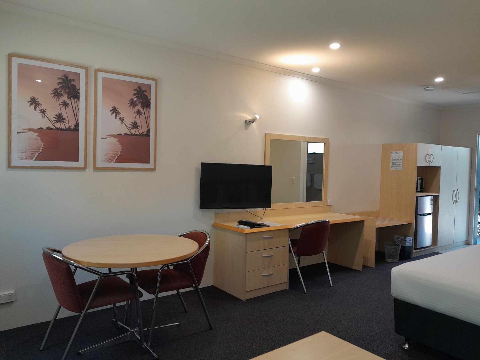 Red Bridge Motor Inn Woombye Dış mekan fotoğraf