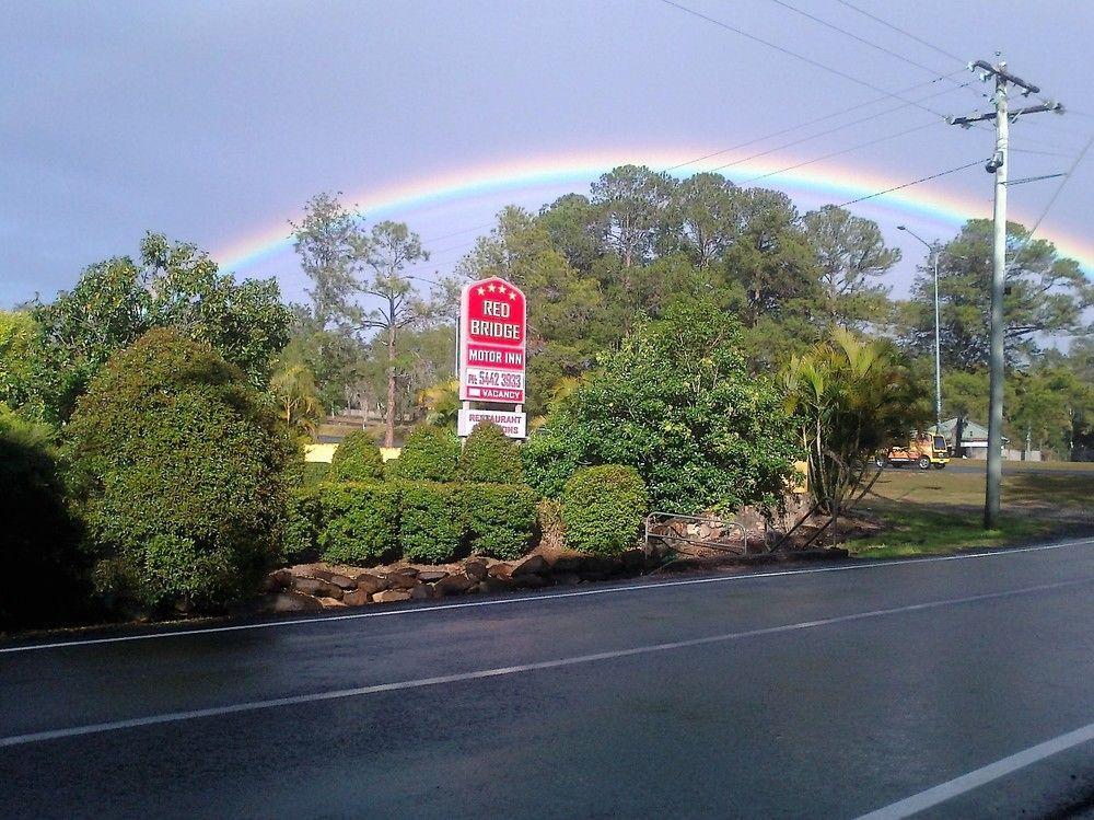 Red Bridge Motor Inn Woombye Dış mekan fotoğraf